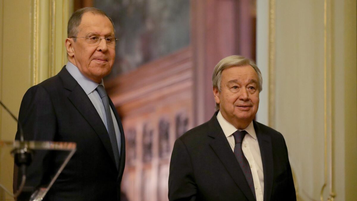 La ONU insiste a Rusia con los corredores humanitarios y Lavrov rechaza mediadores en las negociaciones con Ucrania