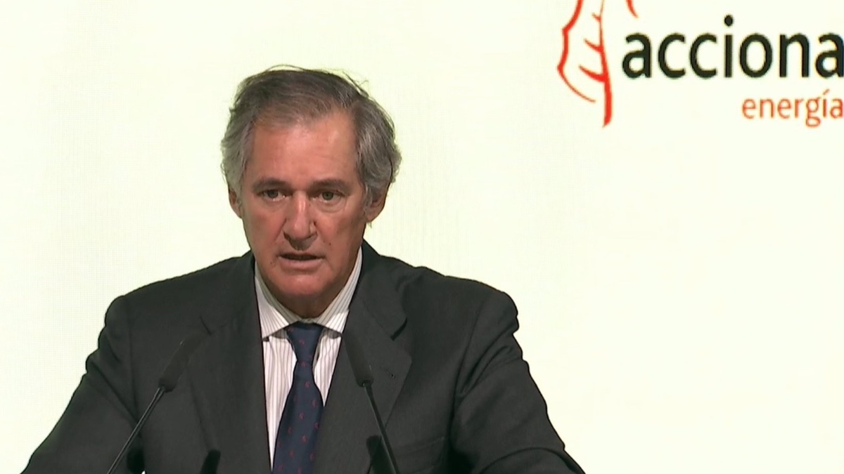 Acciona prepara más ventas de activos eólicos para tratar de levantar el valor de sus acciones