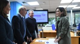 Ayuso presenta los avales a su candidatura para presidir el PP de Madrid