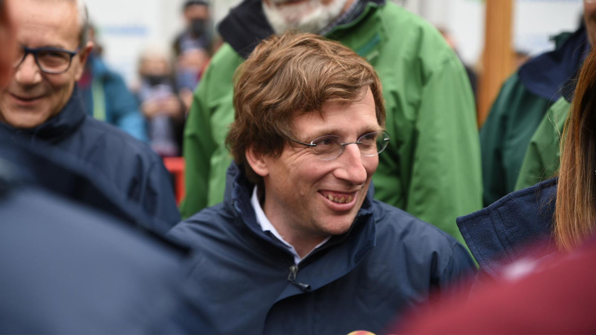 Almeida niega que existan responsabilidades políticas al ser víctima de una estafa en el caso de las mascarillas
