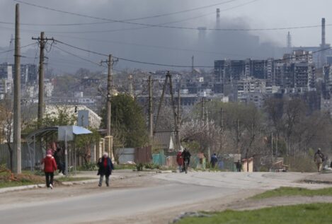 La ONU envía a su personal a evacuar a civiles de la planta de Azovstal, en Mariúpol