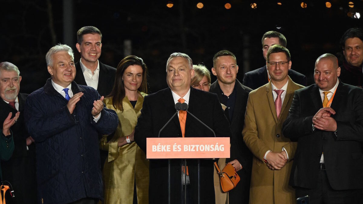 La postura de Orbán en el referéndum sobre la homosexualidad no sale adelante por falta de participación, aunque arrasa en apoyos