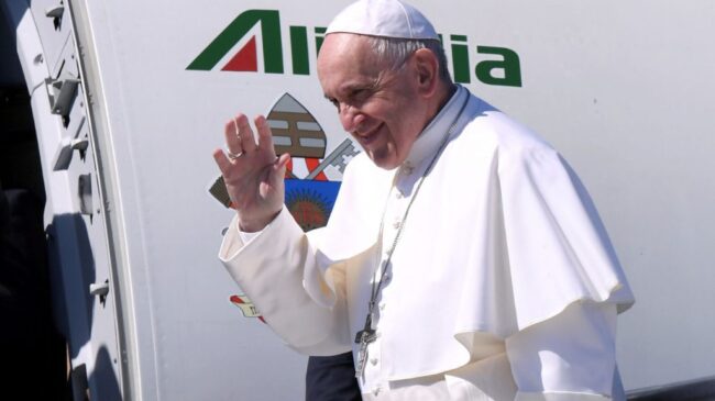 El papa Francisco no descarta viajar próximamente a Ucrania: "Sí, está sobre la mesa"