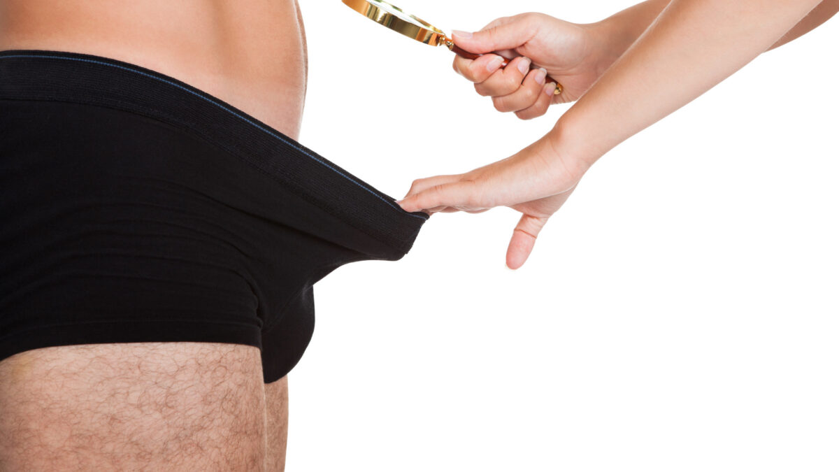 Los complejos más comunes de los hombres con su pene (curvado, pequeño, delgado…)