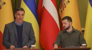 Volodímir Zelenski recibe a Pedro Sánchez en Kiev