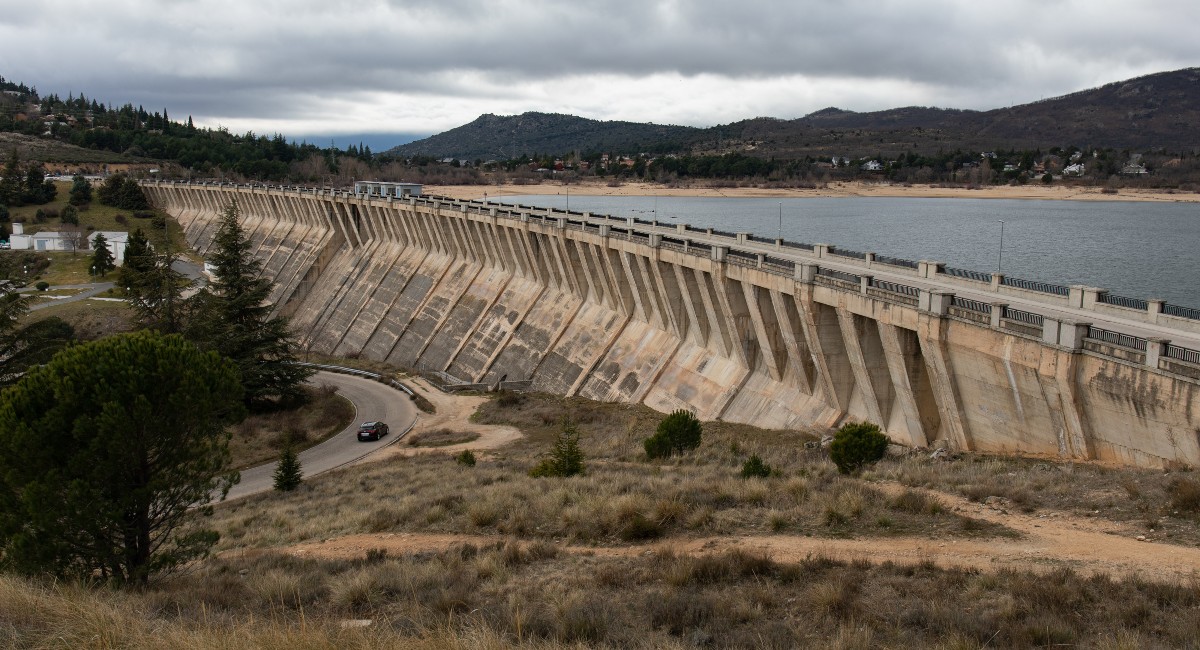 La lluvia reduce en dos puntos el déficit del hídrico, que se mantiene por debajo de lo normal