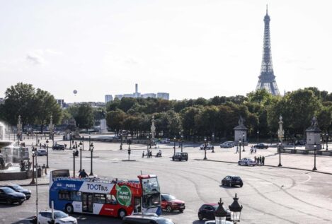 Francia deja de exigir la mascarilla en el transporte público desde este lunes