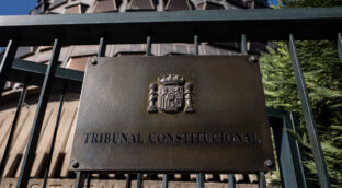 PP y Vox llevarán al Tribunal Constitucional el decreto del catalán