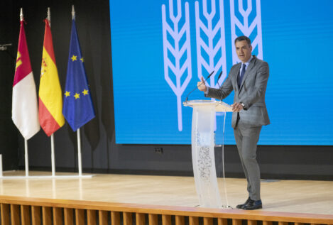 Sánchez anuncia 800 millones extra para la modernización del sector agroalimentario