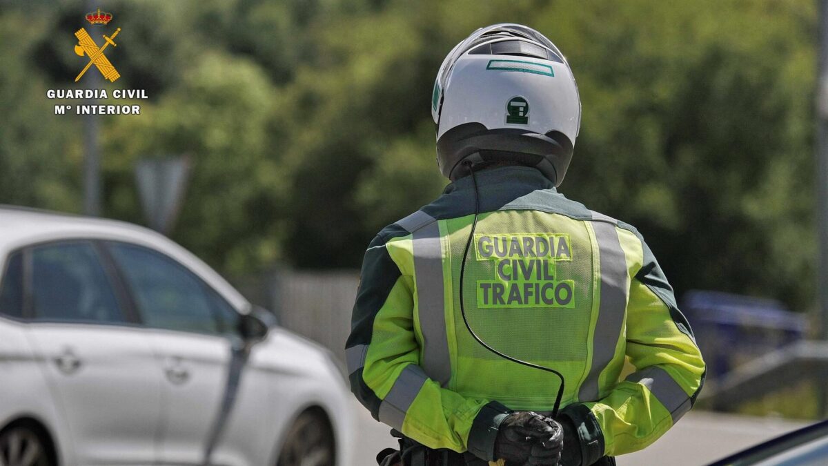 Investigan al conductor de un vehículo que golpeó a otro a propósito en la A-2 de Madrid