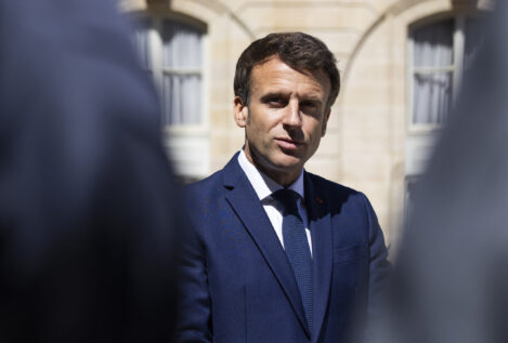 Macron reemplaza a los titulares de Defensa y Exteriores en su nuevo Consejo de Ministros