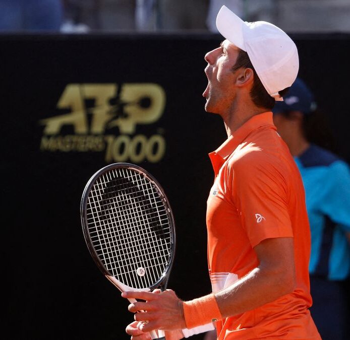 Djokovic gana por sexta vez el Masters 1000 de Roma tras vencer a Tsitsipas