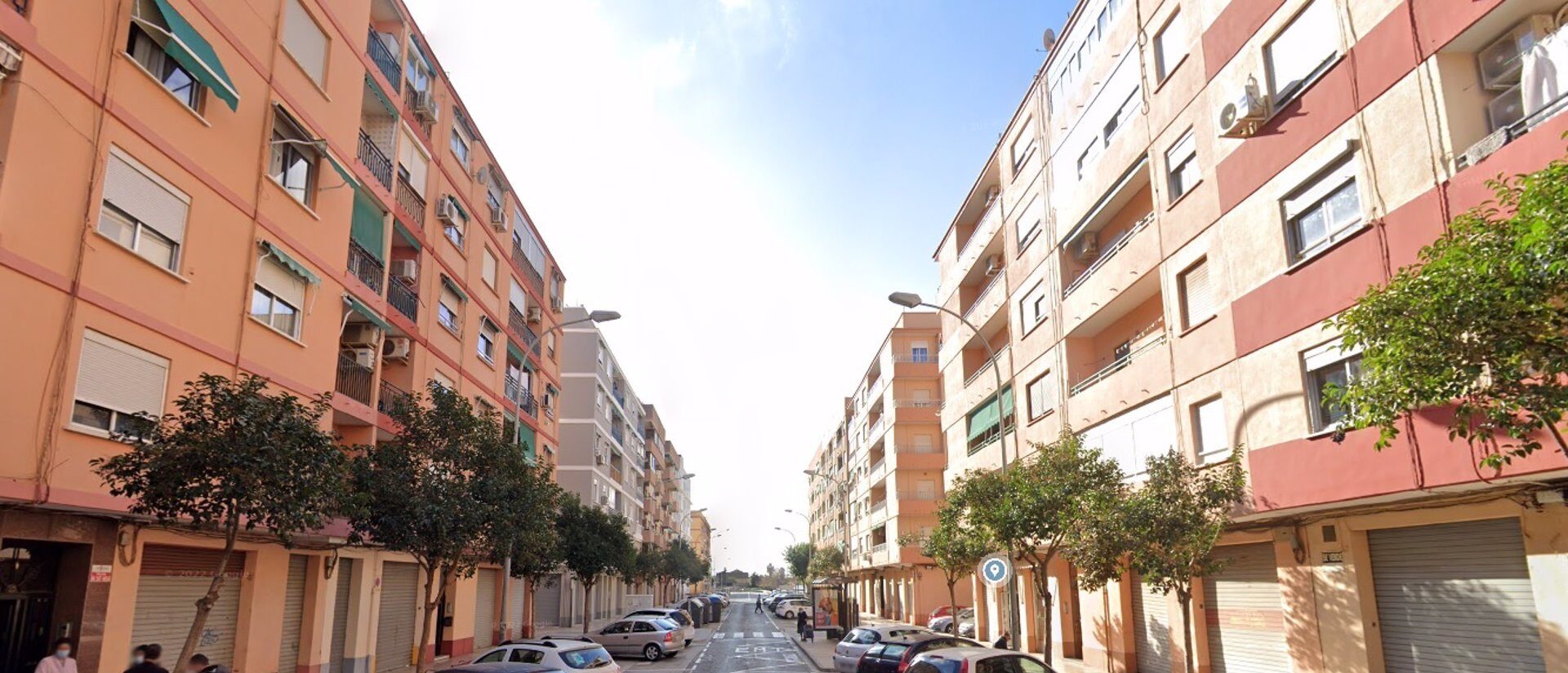 Un muerto y siete heridos por el incendio de una vivienda en Nazaret (Valencia)