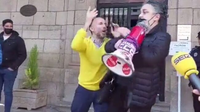 Un vídeo del alcalde de Orense empujando a una sindicalista genera polémica en las redes