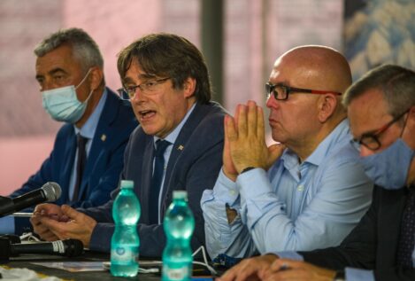 Puigdemont prepara una batalla legal contra el juez del CNI por las escuchas a su abogado