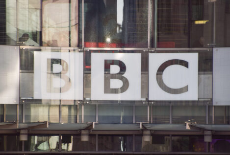 La BBC recortará 230 millones anuales y trasladará algunos canales a Internet