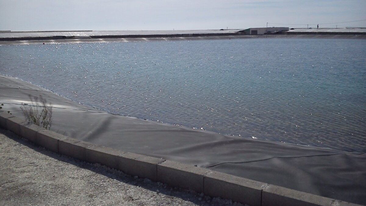 Un niño de nueve años muere ahogado en una balsa de agua en El Ejido