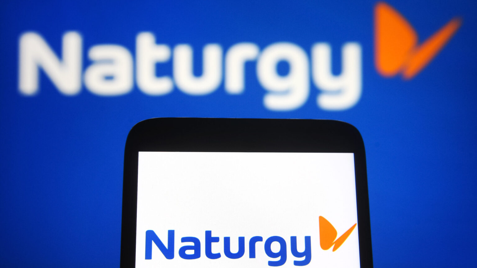 Naturgy firma un pacto con una ‘app’ española para facilitar el pago de luz con criptomonedas