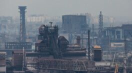 Ucrania denuncia que Rusia se está llevando metal del puerto de Mariúpol