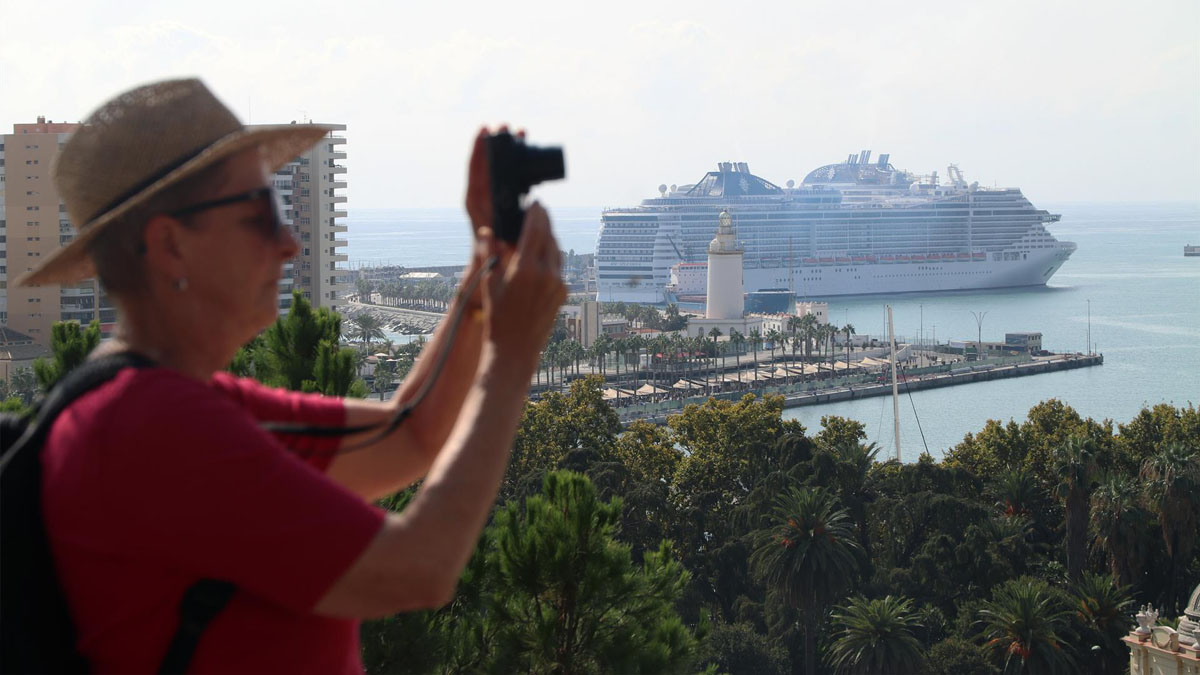 España recibió en marzo cuatro millones de turistas, ocho veces más que en 2021