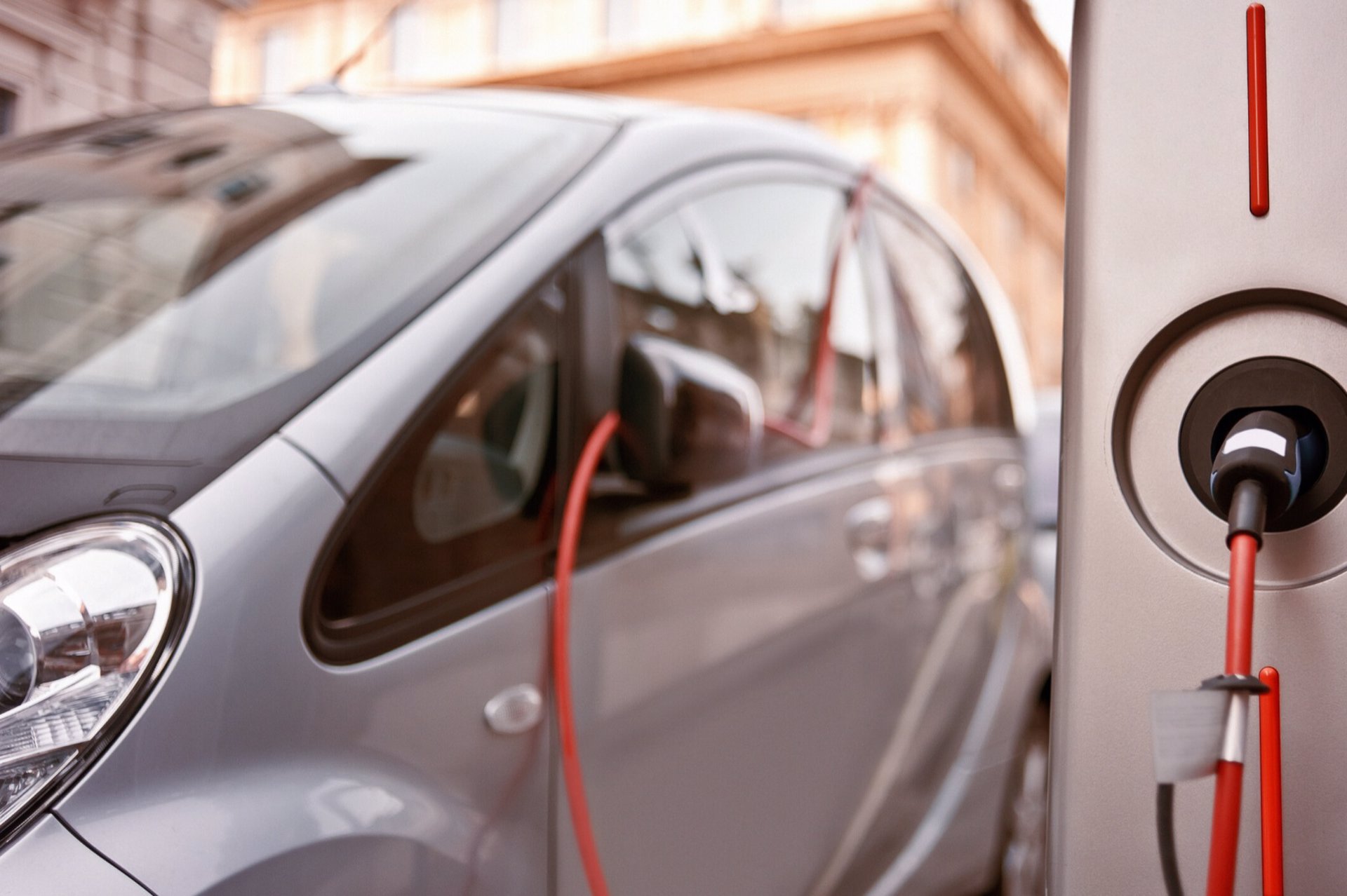 La falta de mantenimiento tiene inactivos el 20% de los puntos de recarga para coches eléctricos