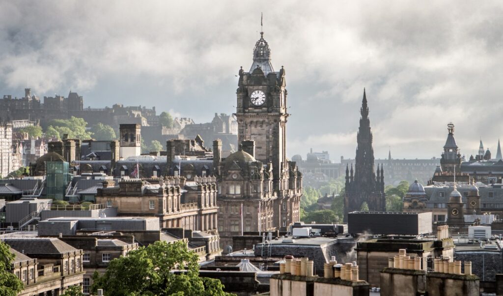 Edimburgo es una de las ciudades con más encanto de Europa. 