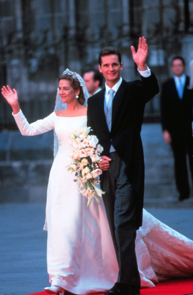 La infanta Cristina e Iñaki Urdangarin el día de su boda el 4 de octubre de 1997. Contacto