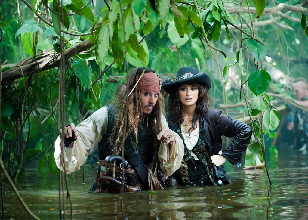 Tras el artículo de su ex, Johnny Depp se cayó del elenco de la sexta entrega de 'Piratas del Caribe'. Gtres