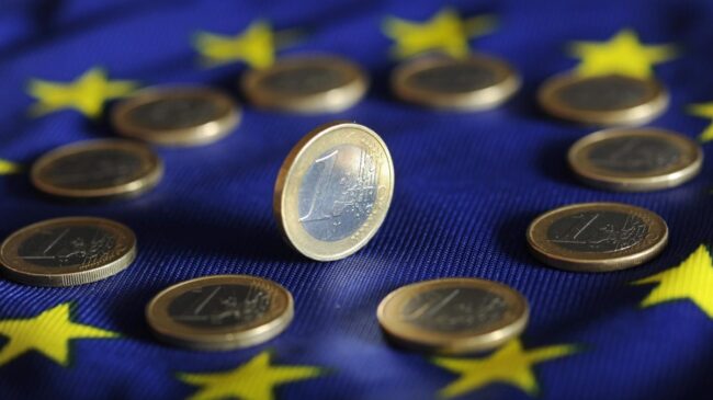 Bruselas pide a España una política fiscal «prudente» y limitar el gasto de cara a 2023
