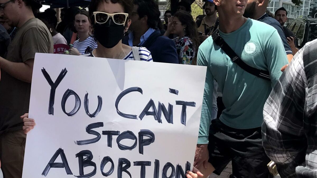 «Luchar a muerte»: los demócratas estadounidenses se movilizan para proteger el aborto en el país