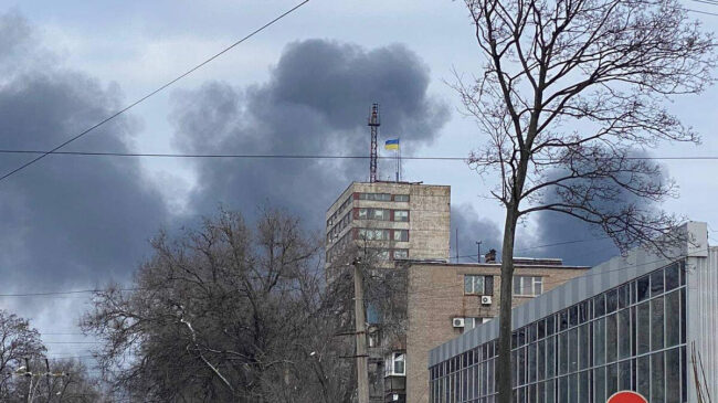 Kiev ordena abandonar la defensa de Mariúpol, según el comandante del Regimiento Azov
