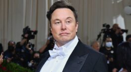 Elon Musk sopesa cobrar por el uso de Twitter a los "usuarios comerciales y gubernamentales"