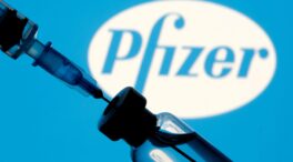 Pfizer admite ahora que su vacuna no se testó contra la transmisión del covid