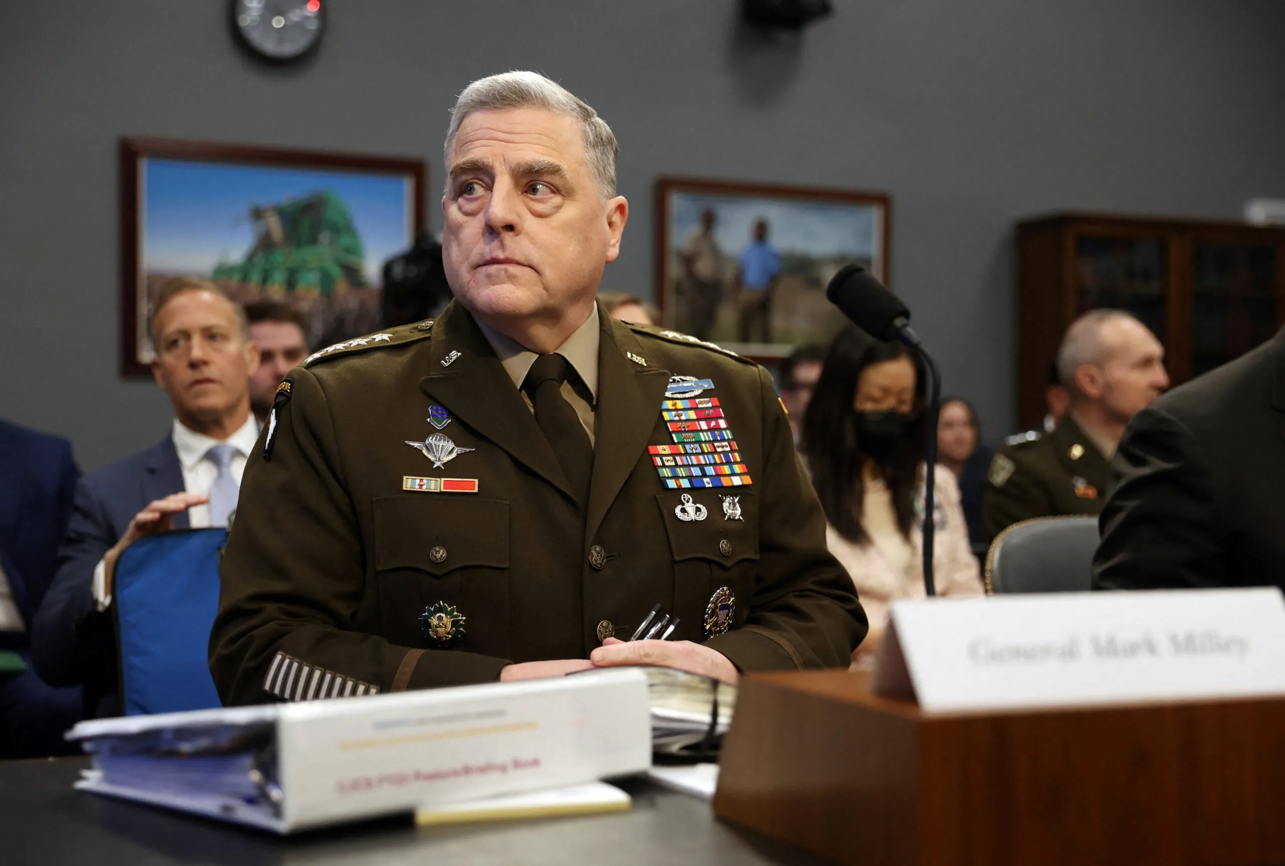 Los jefes de Estado Mayor de Rusia y Estados Unidos abordan la situación en Ucrania