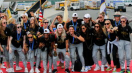 Las selecciones femenina y masculina de fútbol de EEUU acuerdan la igualdad salarial