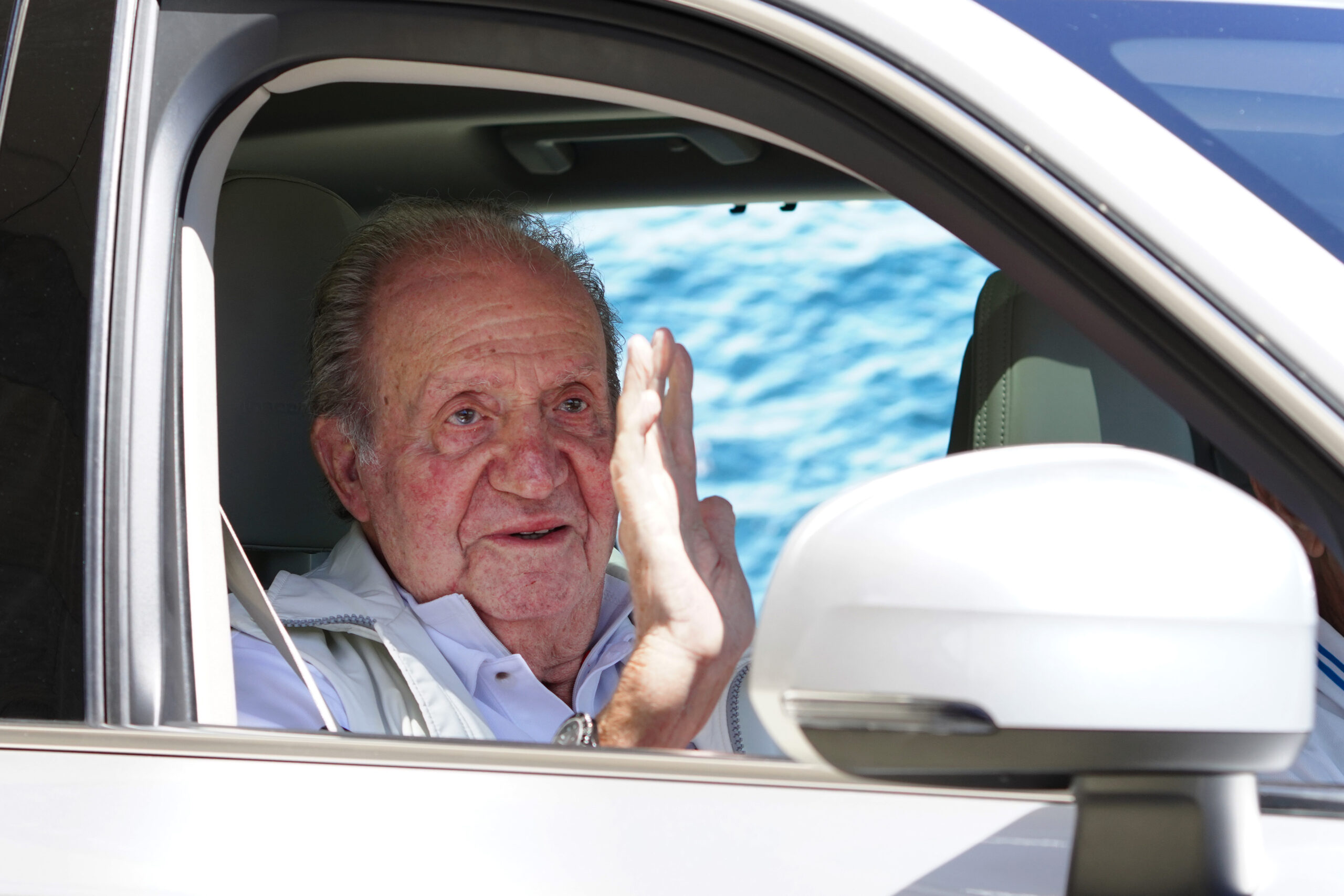 La llegada de Juan Carlos I a Sanxenxo, en imágenes