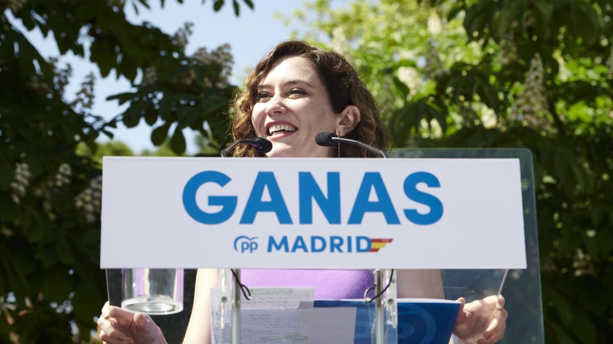 Ayuso apuesta por un PP «callejero y pandillero» que pelee en Madrid frente al Gobierno de Sánchez