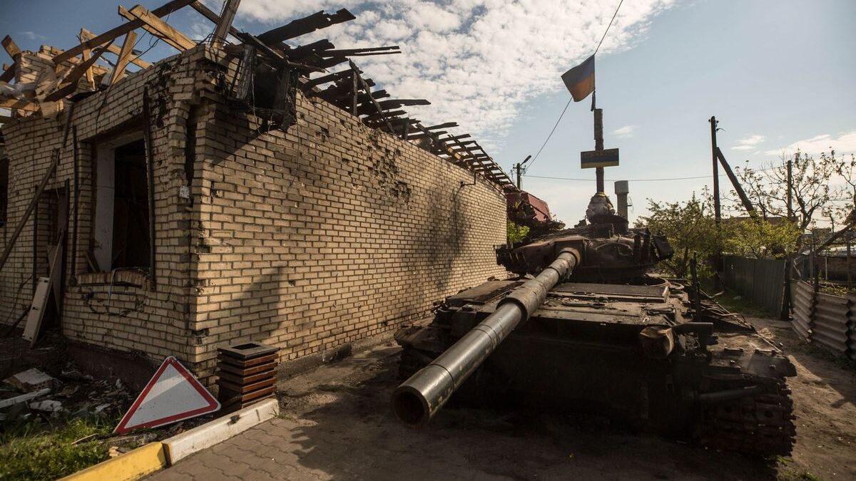 Ucrania lanza más de cien ataques mientras los rusos recrudecen su ofensiva en el este del país