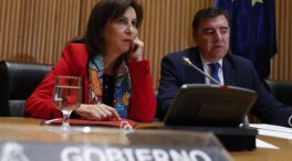 Robles insiste en que el CNI actúa "conforme a la legalidad": "Me siento orgullosa de sus trabajadores"