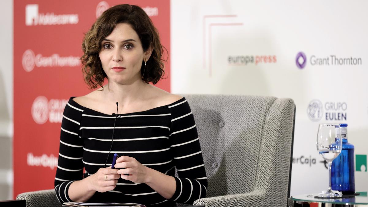 Ayuso limita la remodelación dentro del Gobierno de Madrid a «puestos intermedios»
