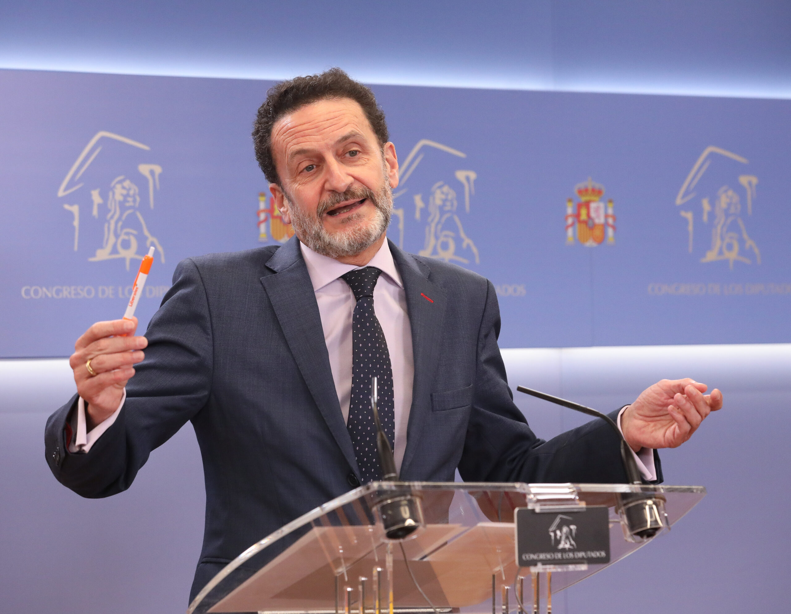Edmundo Bal exige a Pedro Sánchez que defienda a la Monarquía