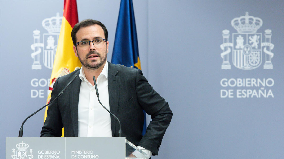 Alberto Garzón carga contra el CNI: «En democracia no es legítimo espiar a la oposición»