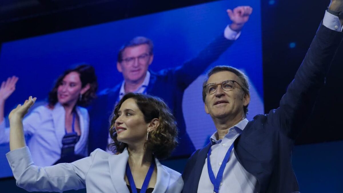 Feijóo arropa a Ayuso en el Congreso del PP de Madrid: «Isabel es más libre, es la presidenta que Madrid necesita»