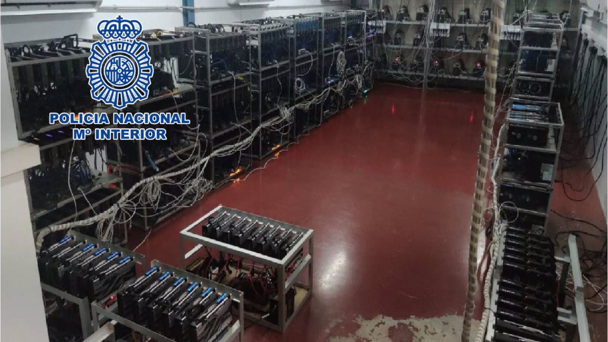La Policía desmantela una granja de criptomonedas en Almería
