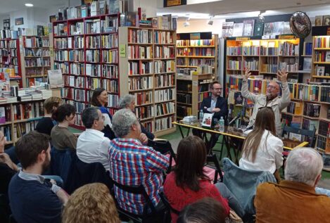 Luis Sanz Irles: «El lenguaje es nuestro mejor juguete, y el más barato»