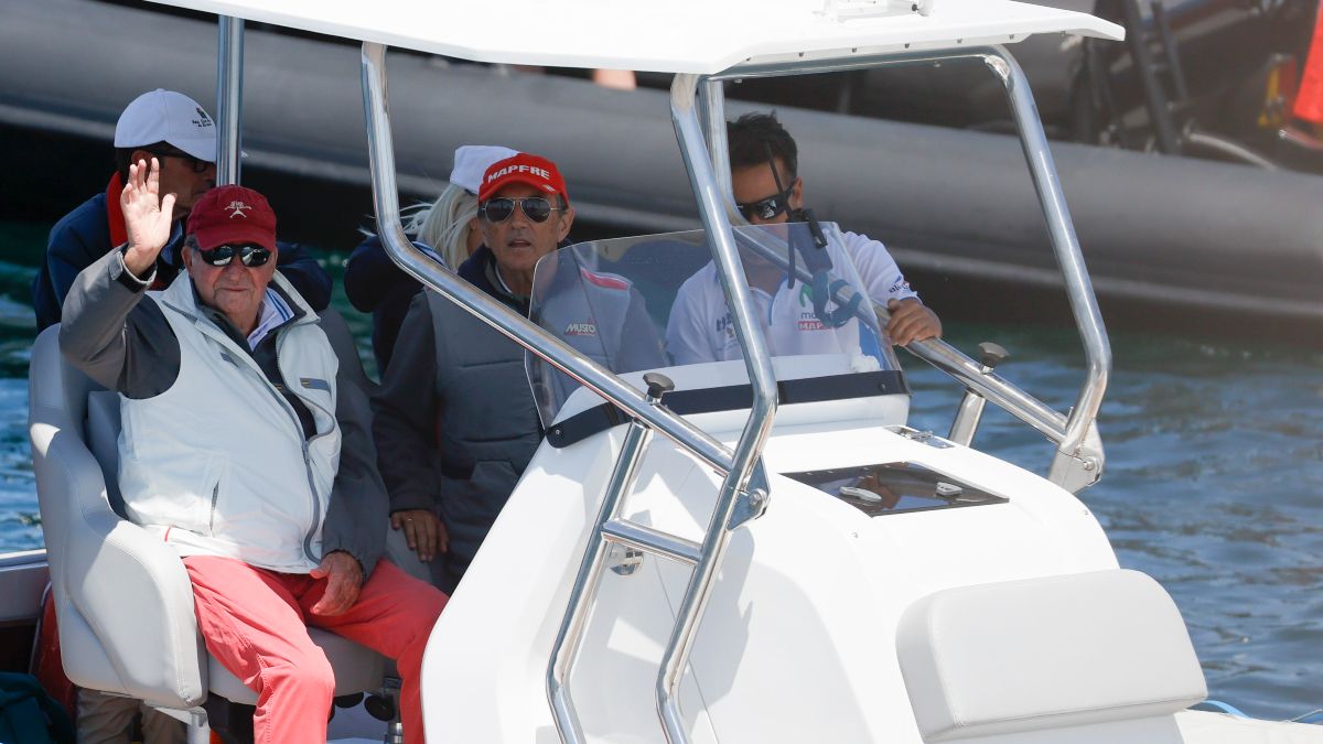 Aplazada la regata en Sanxenxo para la que Juan Carlos I ya estaba preparado en el 'Bribón'