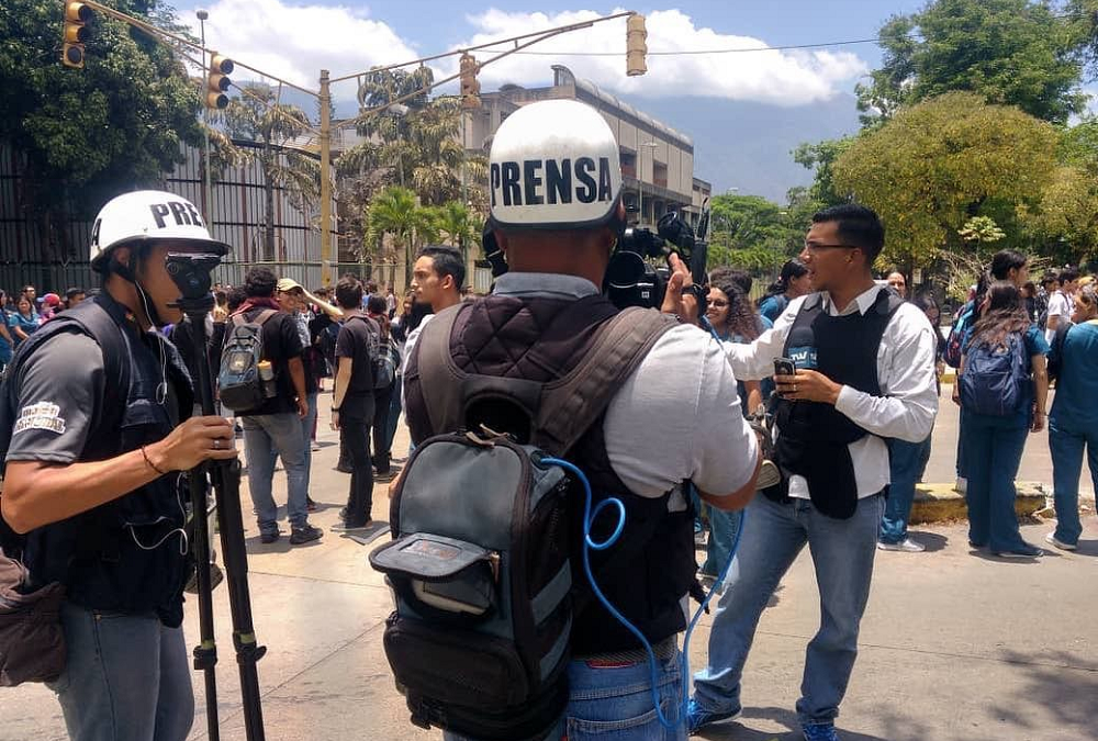 Periodistas venezolanos denuncian ataques y «persecución» judicial por parte del régimen de Maduro