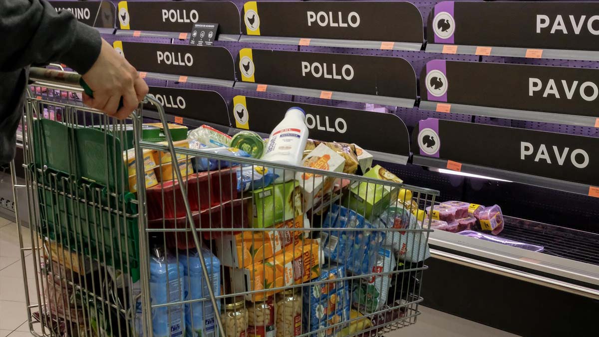 Las ventas del comercio minorista retornan a tasas positivas en abril al subir un 3,3%