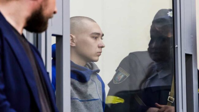 El primer soldado ruso juzgado en Ucrania por crímenes de guerra se declara culpable