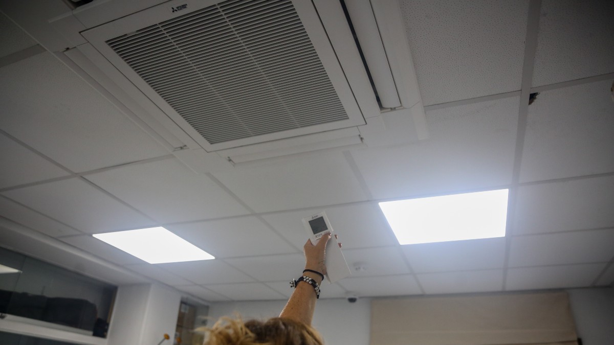 El Gobierno pondrá el aire acondicionado a 27 grados en verano en los edificios públicos